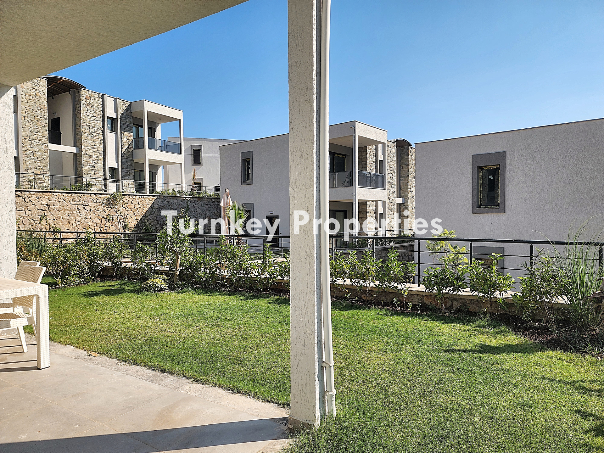 Acropol City Bodrum Merkez Satılık 3+1 Bahçe Katı Havuzlu Daire